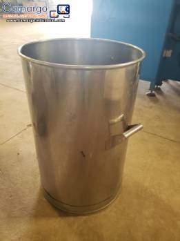 Stainless steel tank for 100 L