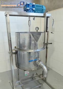 Stainless steel gas-powered tilting mixing tank with thermal jacket, 100 liters, Tortugan