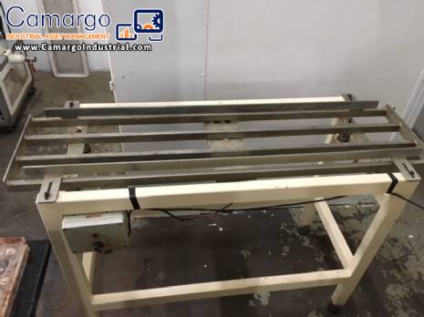 Vibrating table for chocolate shapes Jcmaq