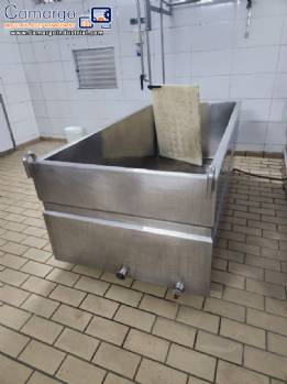 Stainless steel jacketed tank for cheese production 1500 liters