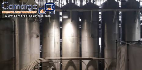 Stainless steel silo 14 m�