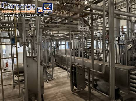 UHT VTIS Tetra Pak system for aseptic processing and sterilization of milk and dairy products, 4,000 liters/hour.