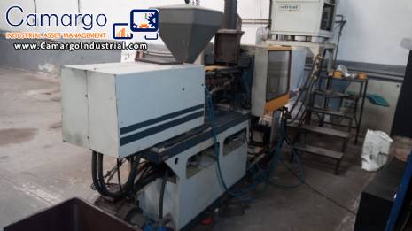 Injection molding machine for PS pots and lids 80 tons Himaco with Refrisat chiller
