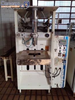 Indumak MM 100 automatic vertical packer