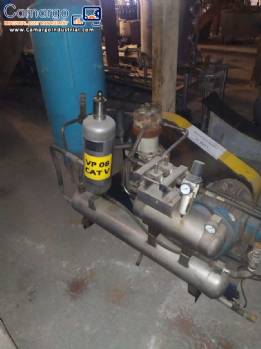 Booster air compressor