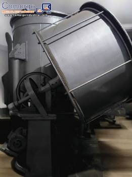 Lawes 100-liter dragee and tablet polishing machine