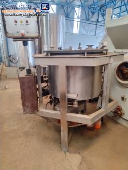 Stainless steel mixing tank for creams and thick products 400 liters