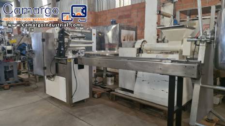 Flow pack packaging machine R Camargo Mega Pack