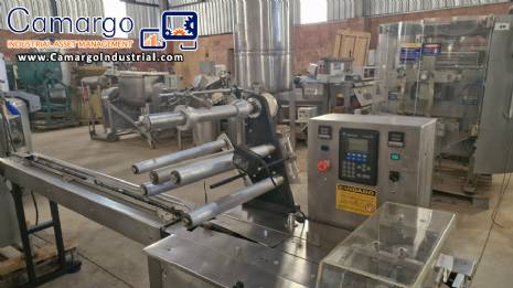 Flow pack packaging machine R Camargo Mega Pack