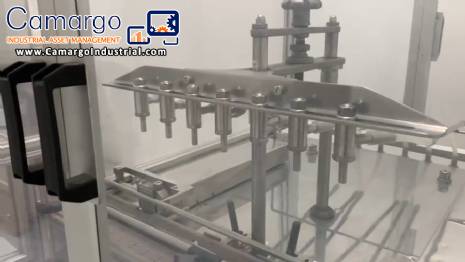 Linear filling machine with 7 filling nozzles