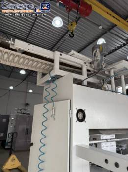 Tecnotok automatic vertical baling machine for 5kg packages.