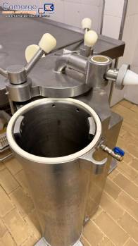 Pneumatic cannon for sausage stuffer, stainless steel, 45 liters. Pneumatic cannon for sausage stuffer, stainless steel, 45 liters.