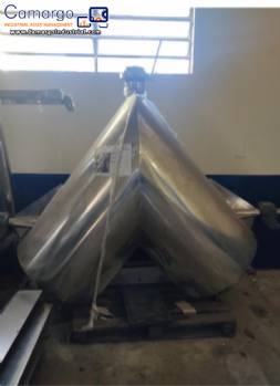 V-mixer, approximately 1000 L, stainless steel 316L V-mixer, approximately 1000 L, stainless steel 316L